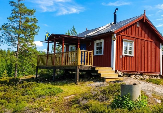 Ferienhaus in Bäckefors - Modernes Ferienhaus mit Seeblick, Wlan, deutschem Fernsehen und Waschmaschine