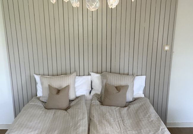 Ferienhaus in Annerstad - Liebevoll eingerichtetes Ferienhaus am Fluss und Seenähe perfekt zum Angeln und Relaxen Ferienhaus in Annerstad - Liebevoll eingerichtetes Ferienhaus am Fluss und Seenähe perfekt zum Angeln und Relaxen