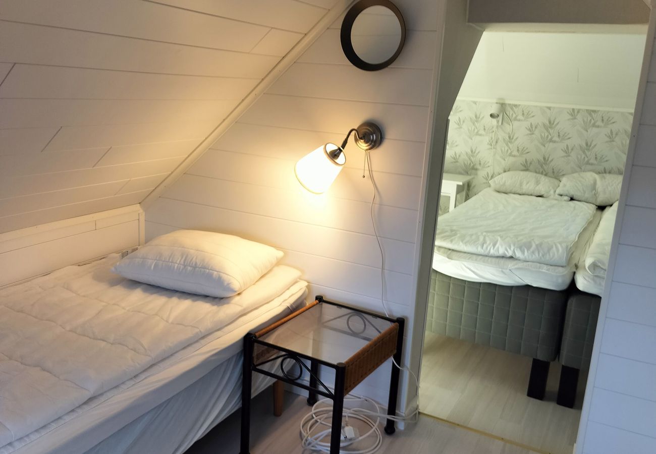 Ferienhaus in Löttorp - Schönes Ferienhaus 60 Meter von der Ostsee auf der Sonneninsel Öland