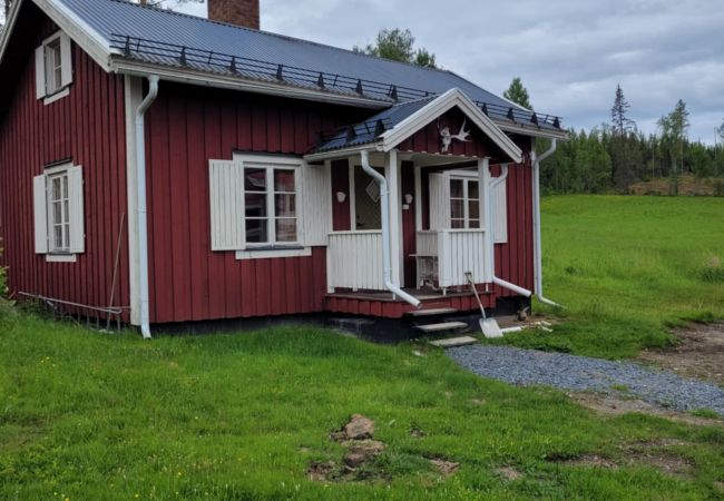Ferienhaus in Gällö - Gemütliches Ferienhaus mit Seeblick, Wifi und Boot in der Bergwelt von Jämtland Ferienhaus in Gällö - Gemütliches Ferienhaus mit Seeblick, Wifi und Boot in der Bergwelt von Jämtland