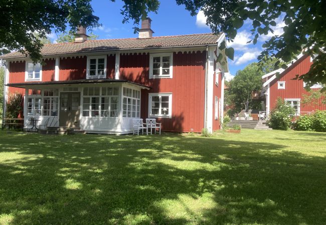 Ferienhaus in Kopparberg - Gemütliches familienfreundliches Ferienhaus in Bergslagen, perfekt für Urlaub und Entspannung! Ferienhaus in Kopparberg - Gemütliches familienfreundliches Ferienhaus in Bergslagen, perfekt für Urlaub und Entspannung!