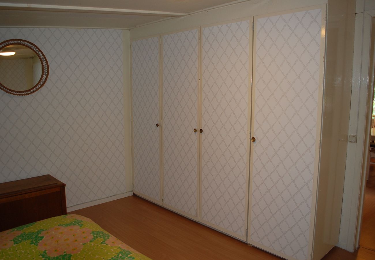 Ferienhaus in Tranås - Schönes Ferienhaus auf Seegrundstück mit Boot und Sauna