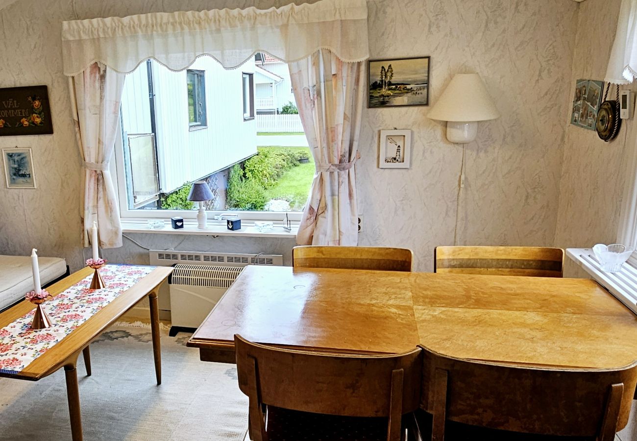 Ferienwohnung in Grebbestad - Ferienwohnung 5 Minuten vom Meer unweit von Grebbestad and der Westküste