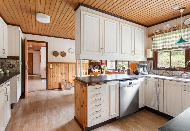 Ferienhaus in Bergkvara - Grosses Ferienhaus am Meer mit Sauna, Boot und Internet Ferienhaus in Bergkvara - Grosses Ferienhaus am Meer mit Sauna, Boot und Internet