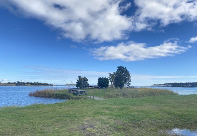 Ferienhaus in Bergkvara - Grosses Ferienhaus am Meer mit Sauna, Boot und Internet Ferienhaus in Bergkvara - Grosses Ferienhaus am Meer mit Sauna, Boot und Internet