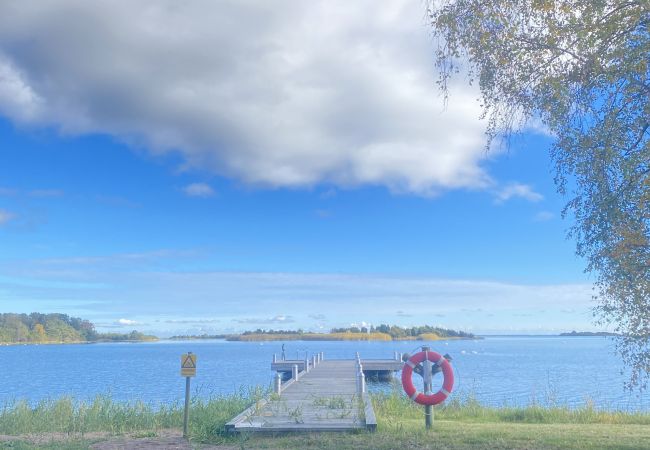 Ferienhaus in Bergkvara - Grosses Ferienhaus am Meer mit Sauna, Boot und Internet Ferienhaus in Bergkvara - Grosses Ferienhaus am Meer mit Sauna, Boot und Internet