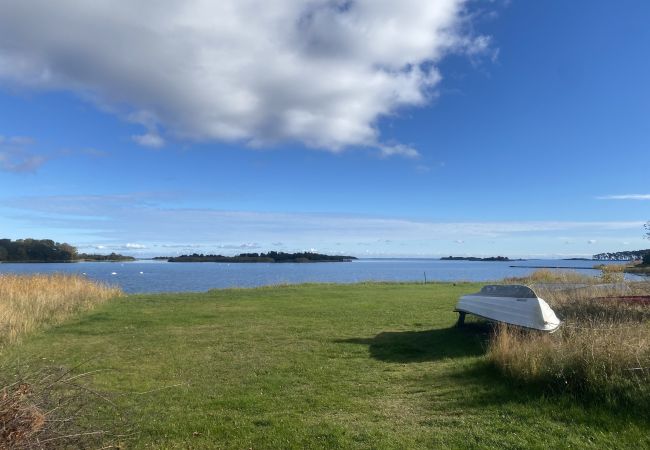 Ferienhaus in Bergkvara - Grosses Ferienhaus am Meer mit Sauna, Boot und Internet Ferienhaus in Bergkvara - Grosses Ferienhaus am Meer mit Sauna, Boot und Internet
