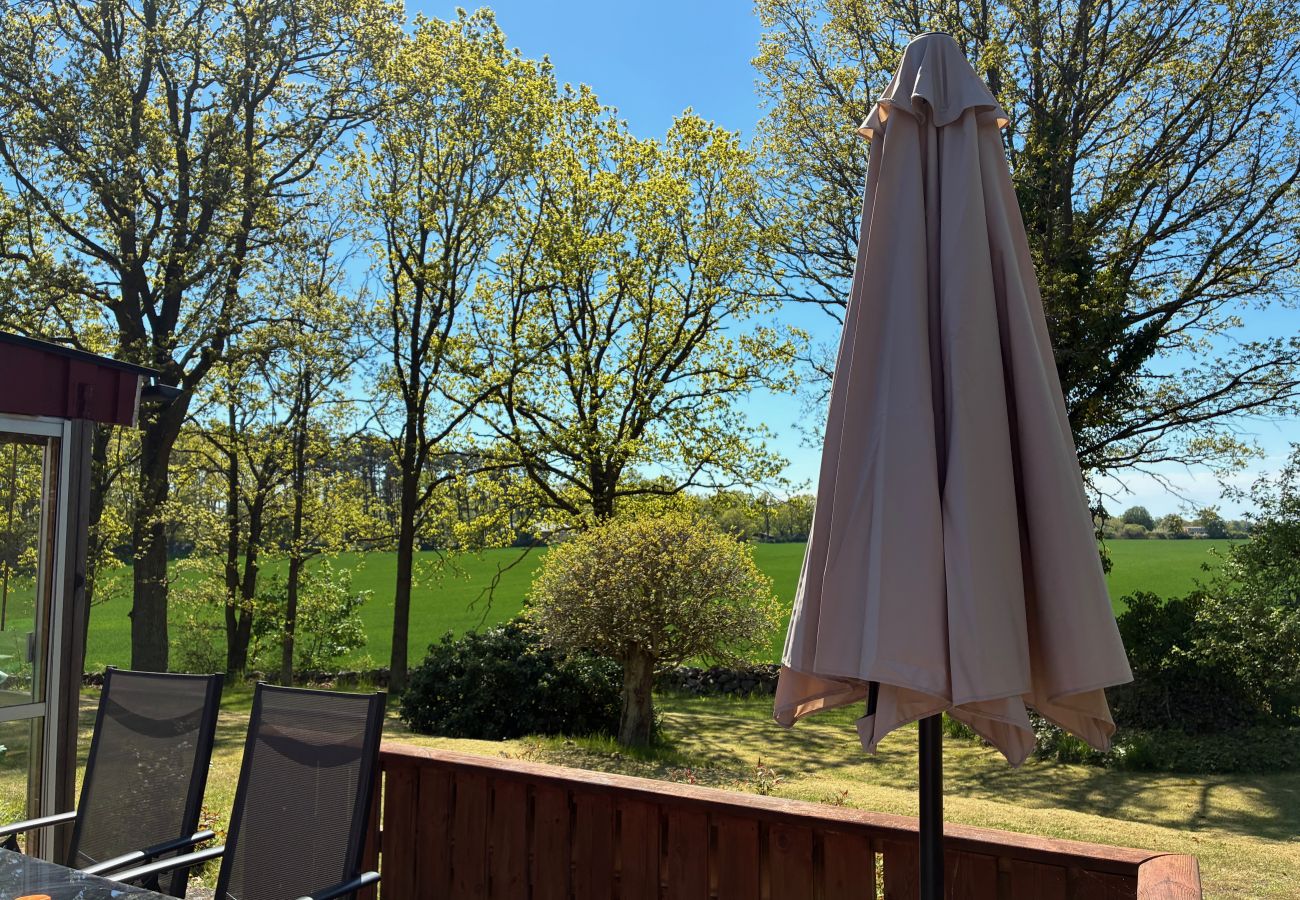 Ferienhaus in Bergkvara - Grosses Ferienhaus am Meer mit Sauna, Boot und Internet