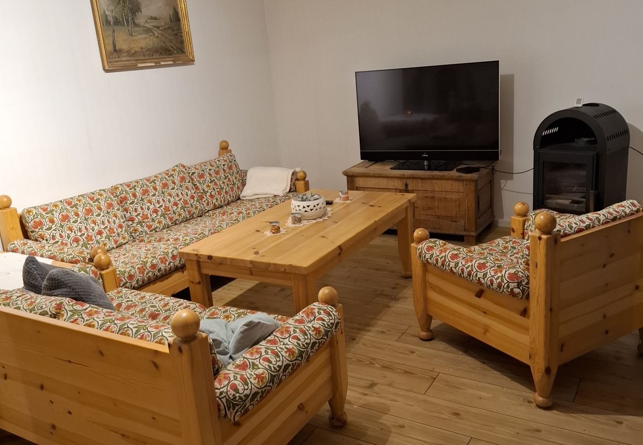 Ferienwohnung in Björna - Schönes naturnahes Apartment unweit zur Hohen Küste