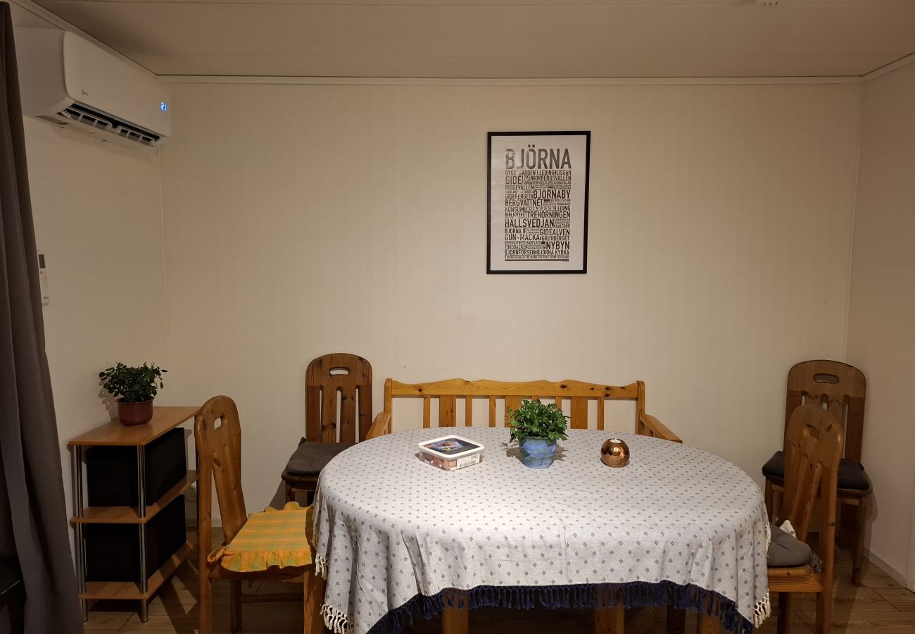 Ferienwohnung in Björna - Schönes naturnahes Apartment unweit zur Hohen Küste