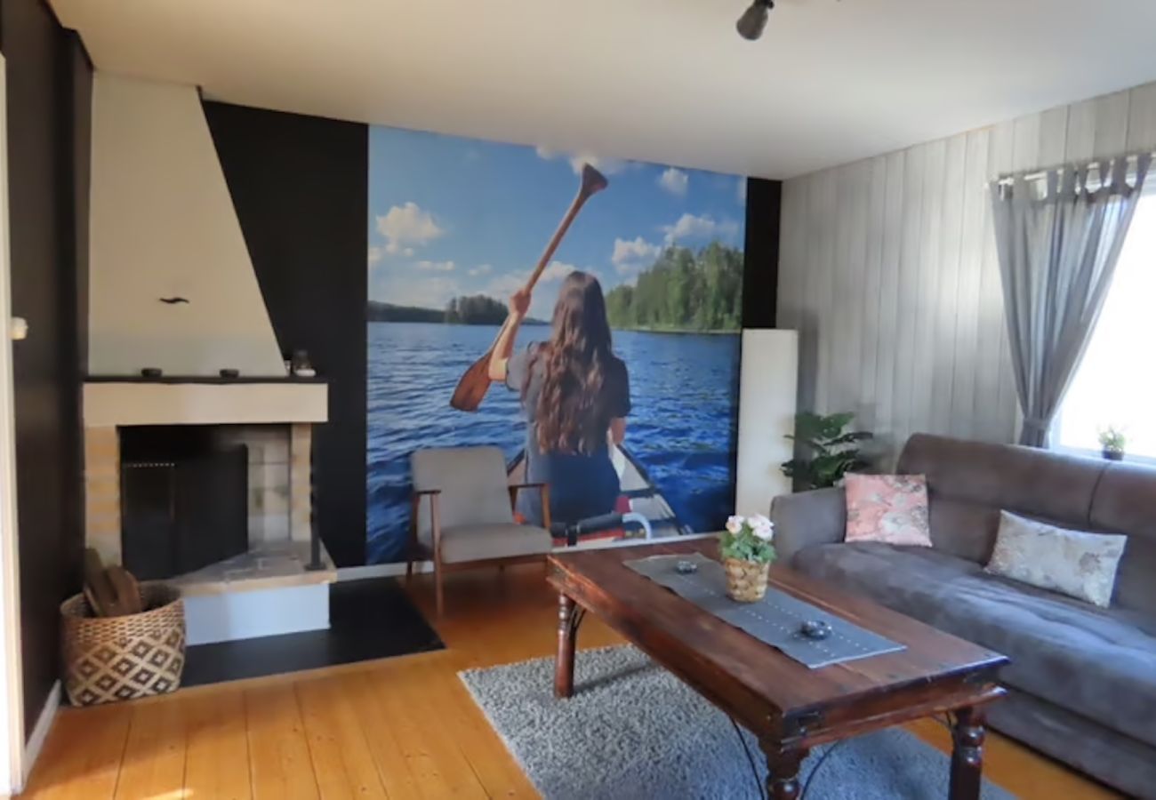 Ferienhaus in Lesjöfors - Urlaub im Wald an einem kleinen See in Värmland