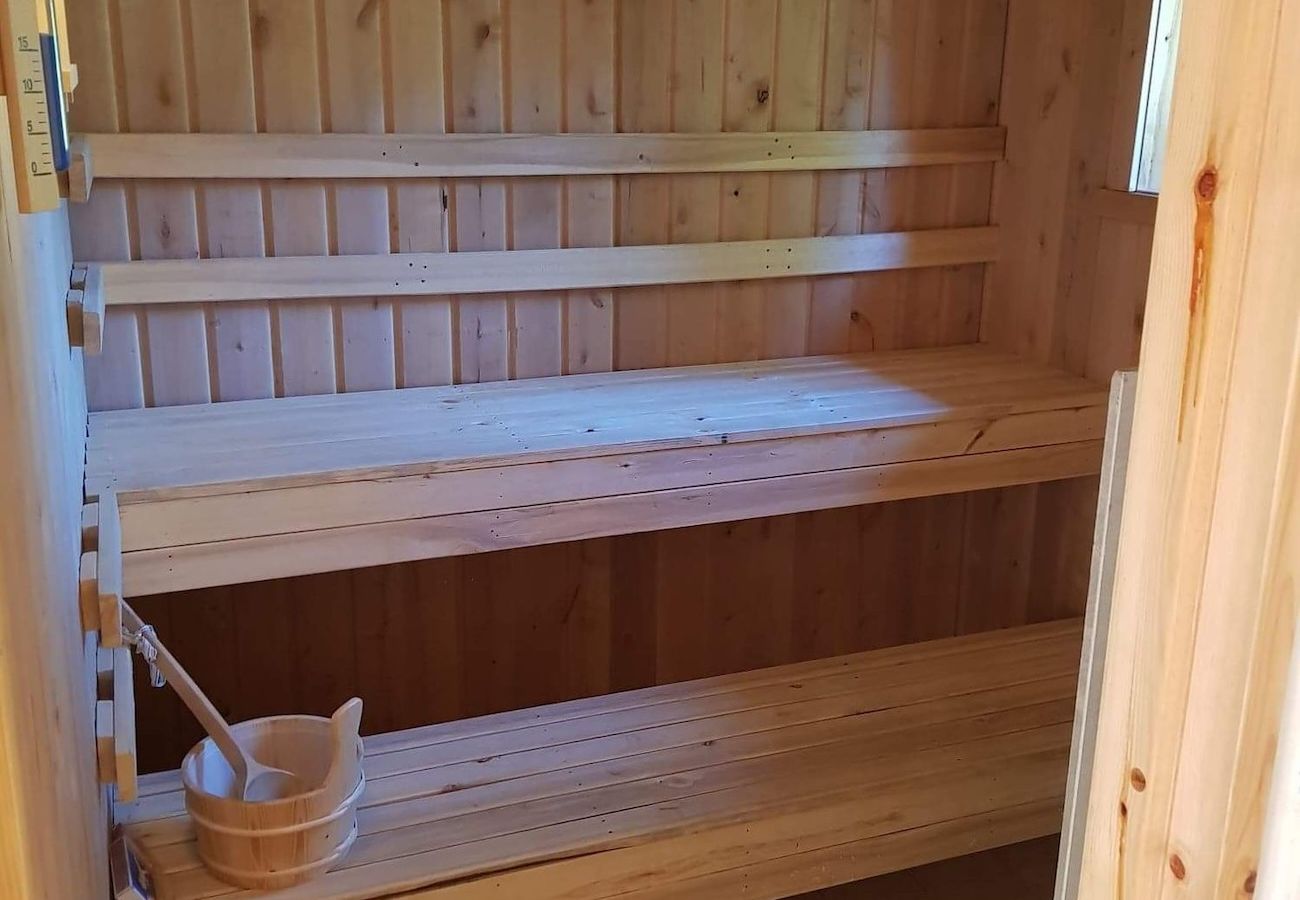 Ferienhaus in Horn - Naturschön gelegene Blockhütte 2025 erbaut mit Seeblick 