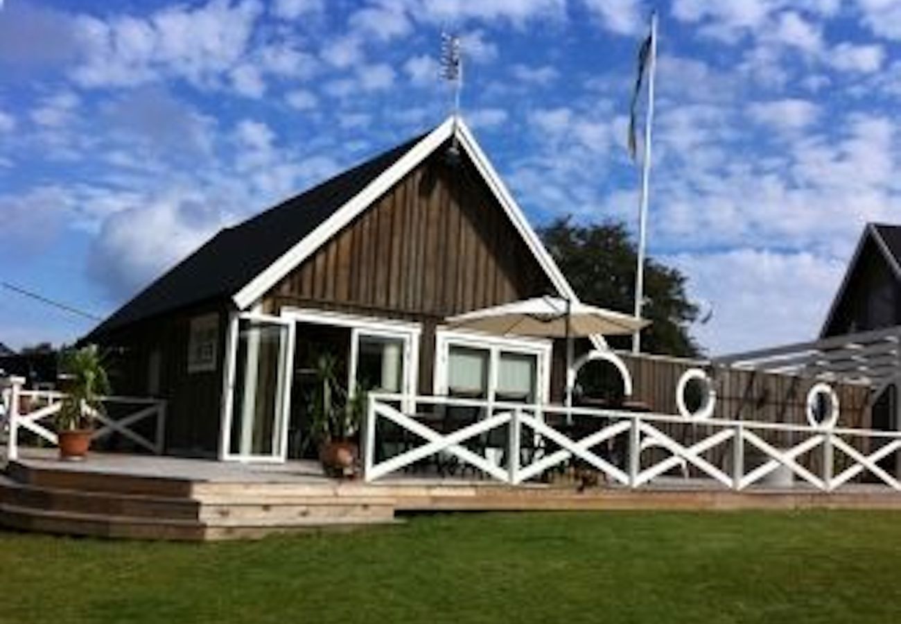 Ferienhaus in Drottningskär - Urlaub auf der Insel Aspö in den Schären bei Karlskrona