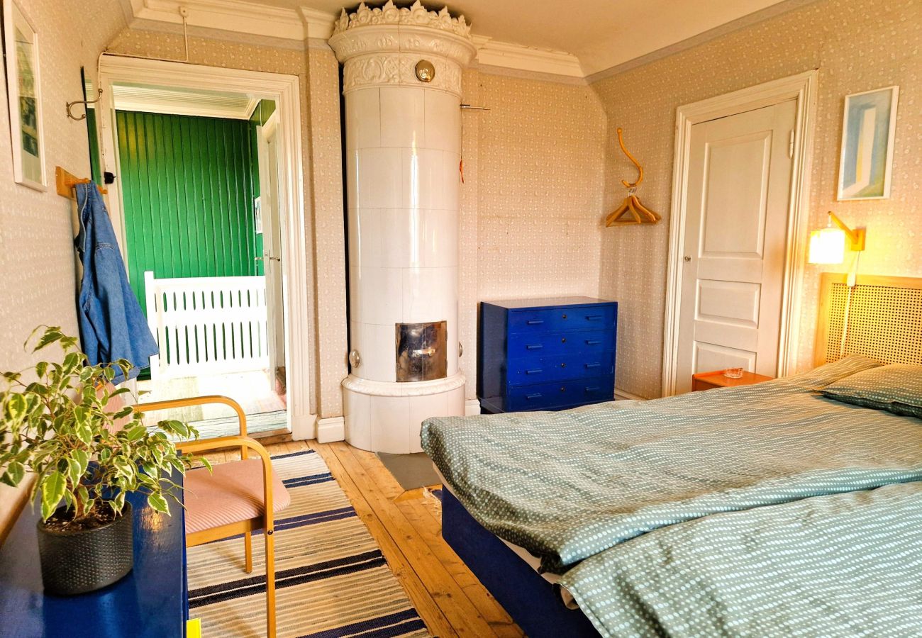 Ferienhaus in Södra VI - Charmantes rot-weisses Ferienhaus mit Seeblick bei Vimmerby