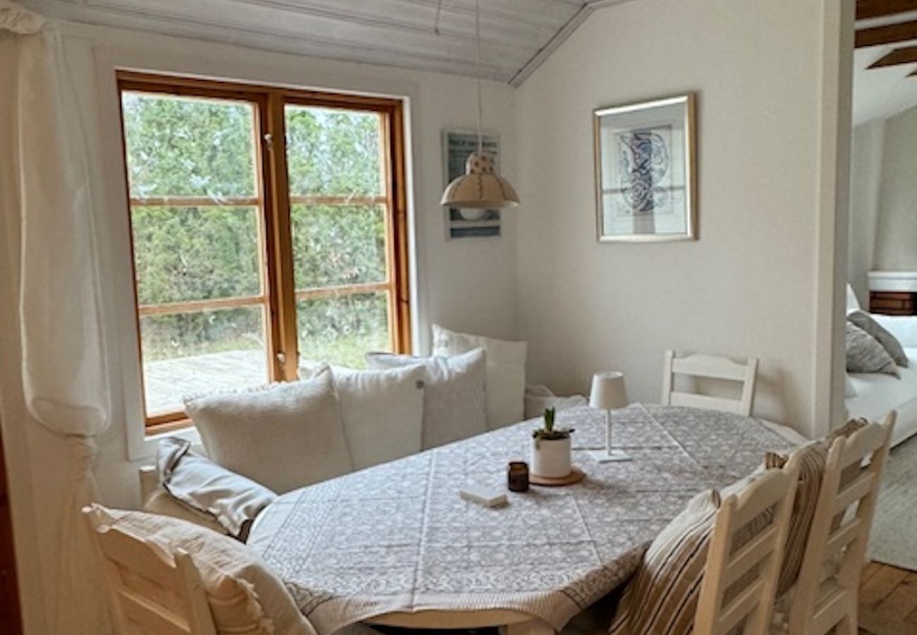 Ferienhaus in Bergkvara - Urlaub in einer idyllischen Schärenlandschaft, nur einen Steinwurf vom Meer entfernt im wunderschönen Bergkvara.