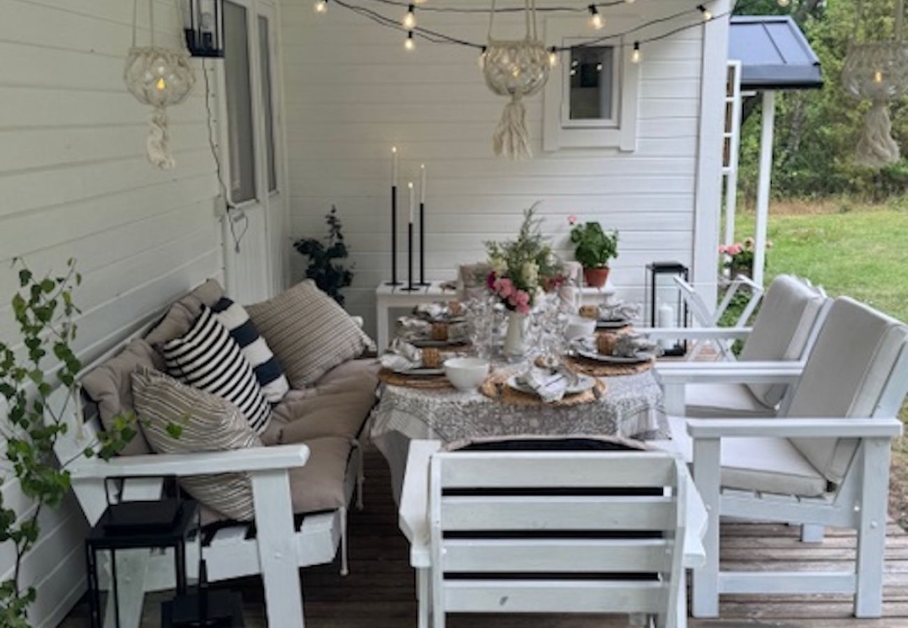 Ferienhaus in Bergkvara - Urlaub in einer idyllischen Schärenlandschaft, nur einen Steinwurf vom Meer entfernt im wunderschönen Bergkvara.