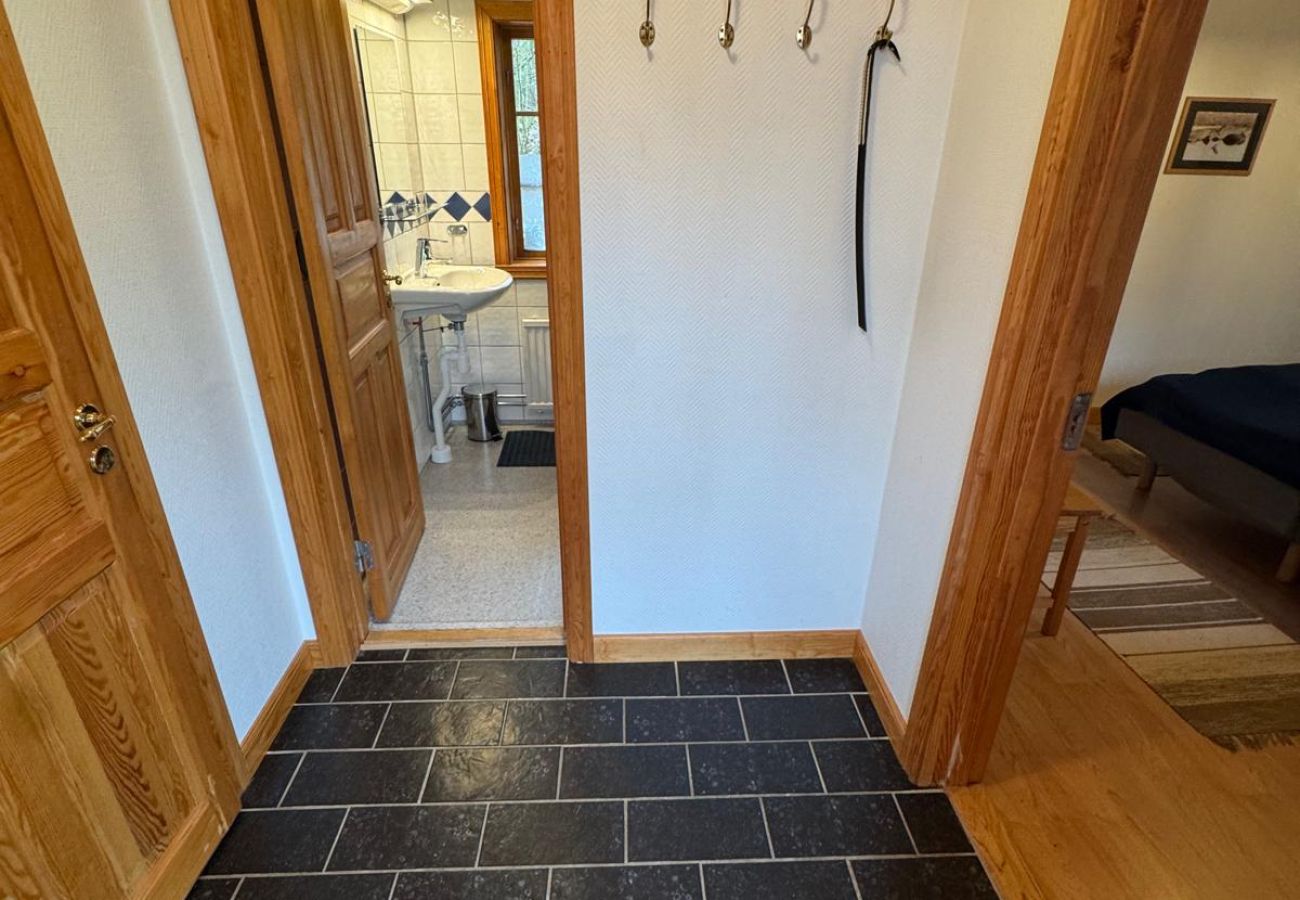 Ferienhaus in Sexdrega - Schönes Ferienhaus unweit vom See, mit Sauna, Internet und Boot