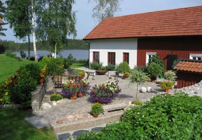 House in Nora - Fantastic view over the lake