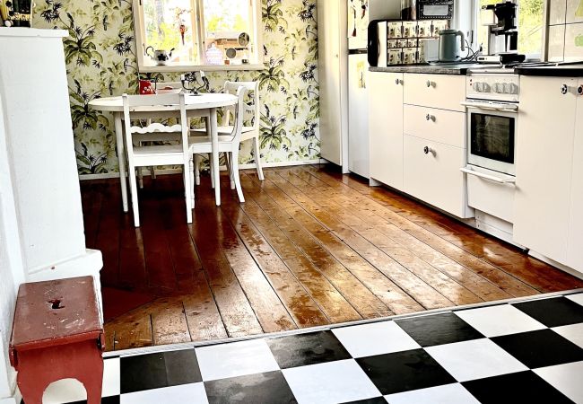 House in Stånga - Holiday home with its own small lake on the summer island of Gotland House in Stånga - Holiday home with its own small lake on the summer island of Gotland