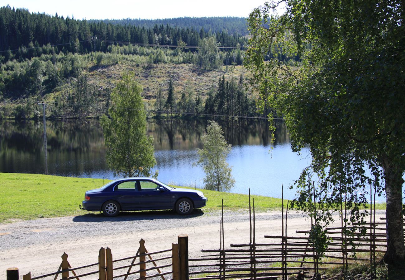 House in Ullånger - Holiday at the High Coast at lake Viksättsjön