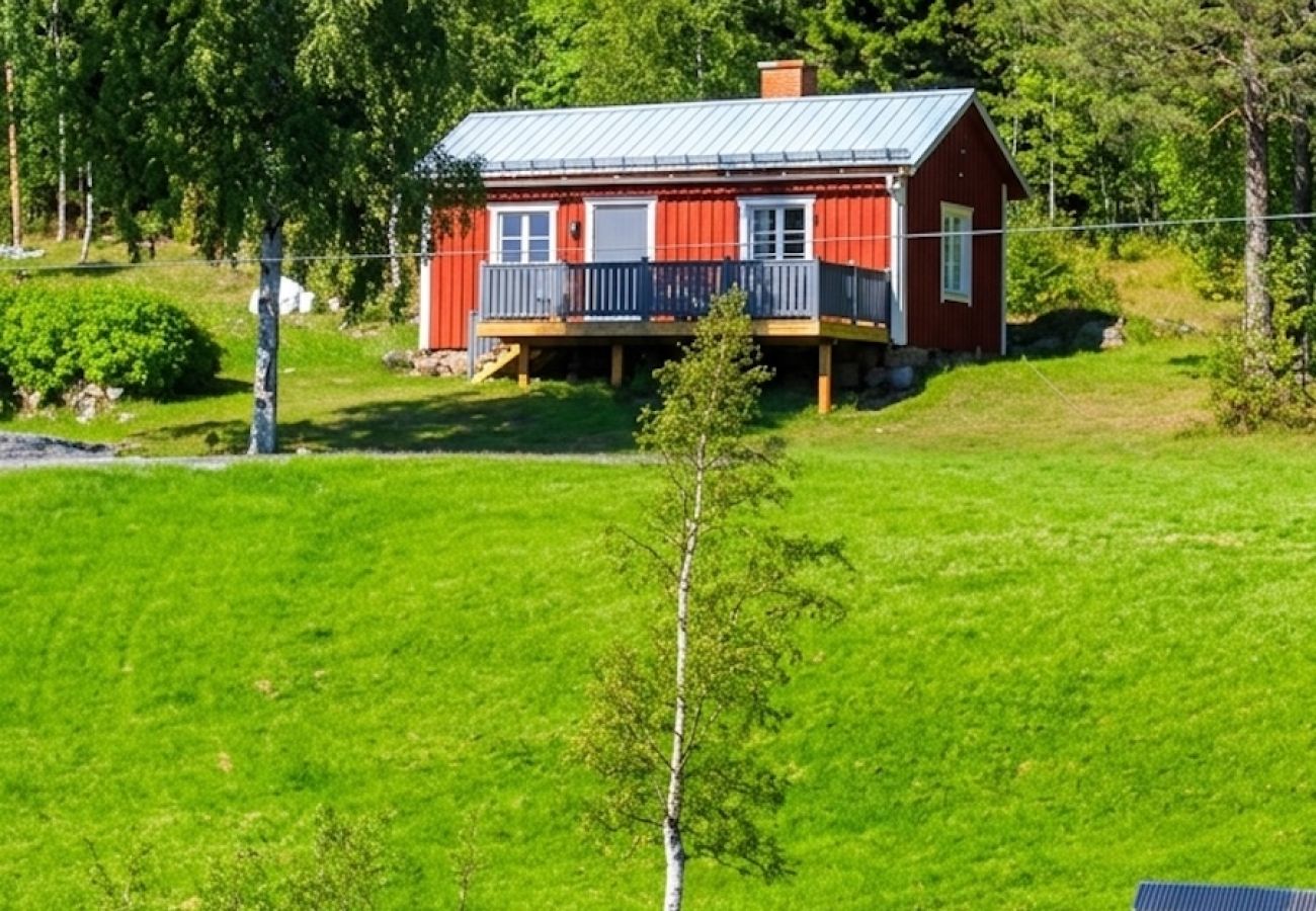 House in Ullånger - Holiday at the High Coast at lake Viksättsjön