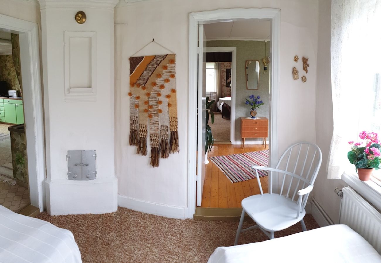 House in Ulricehamn - Cozy lakeside holiday home between Ulricehamn and Jönköping