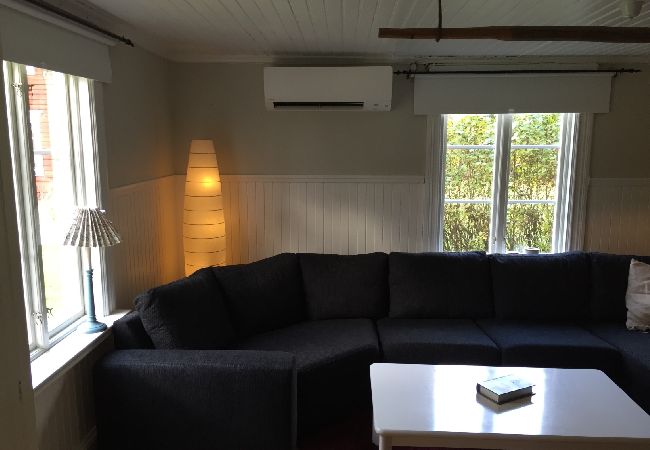 House in Hedesunda - Charming cottage not far from the banks of the Dalälven