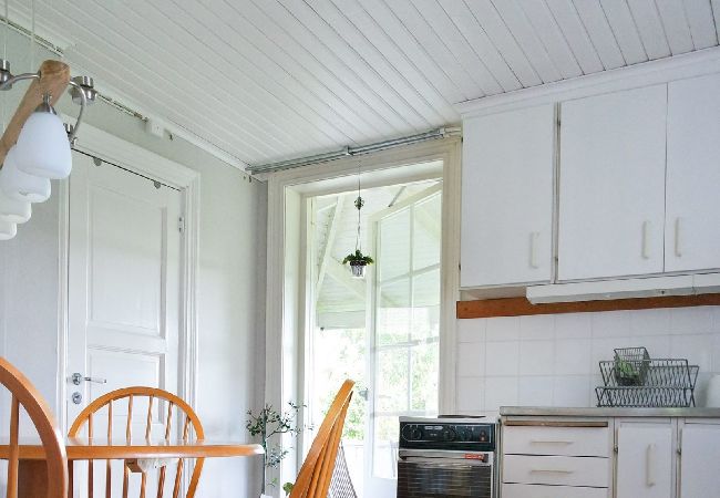 House in Hedesunda - Charming cottage not far from the banks of the Dalälven House in Hedesunda - Charming cottage not far from the banks of the Dalälven