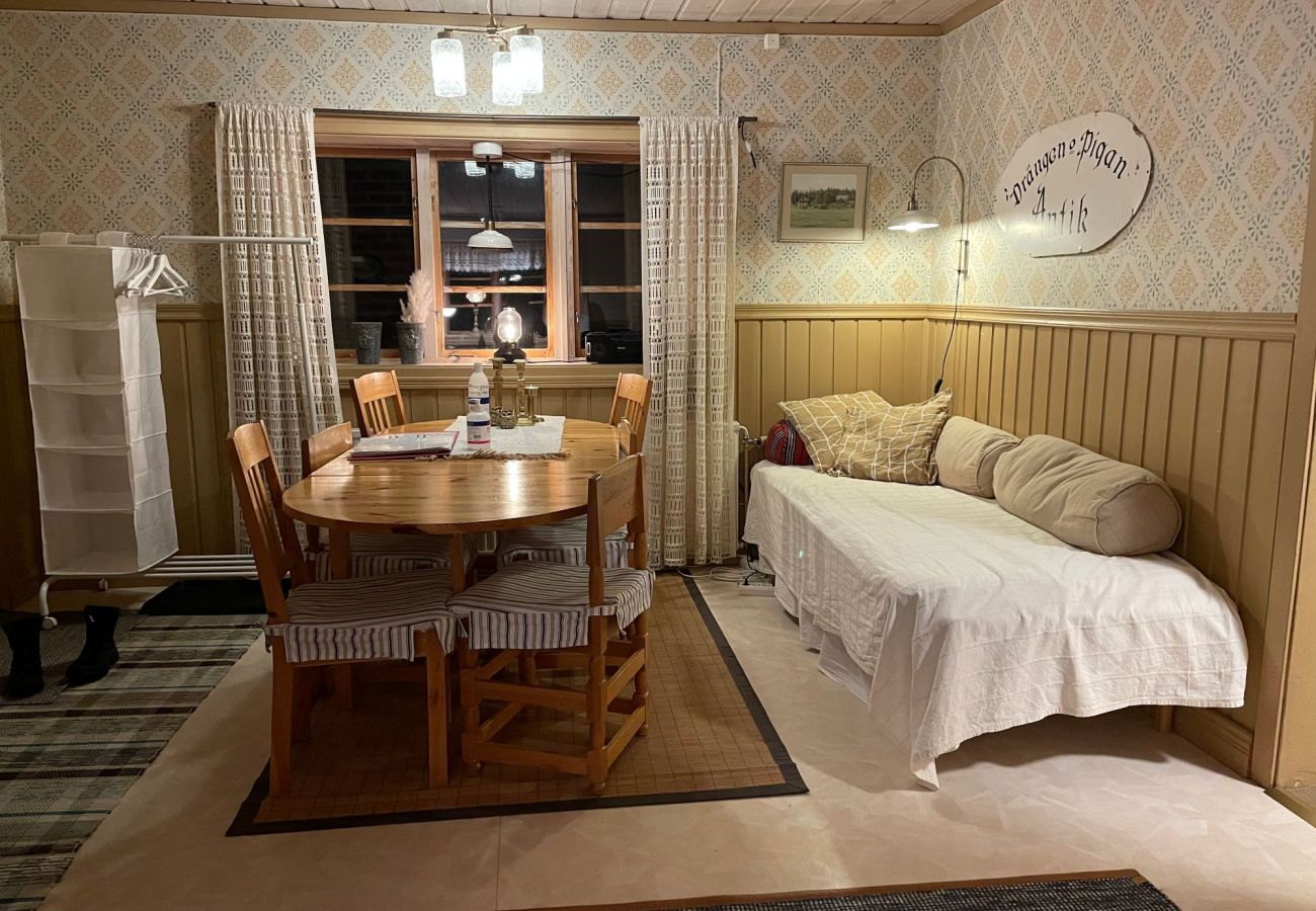 House in Lofsdalen - Charming holiday home in Lofsdalen by Lake Lofssjön