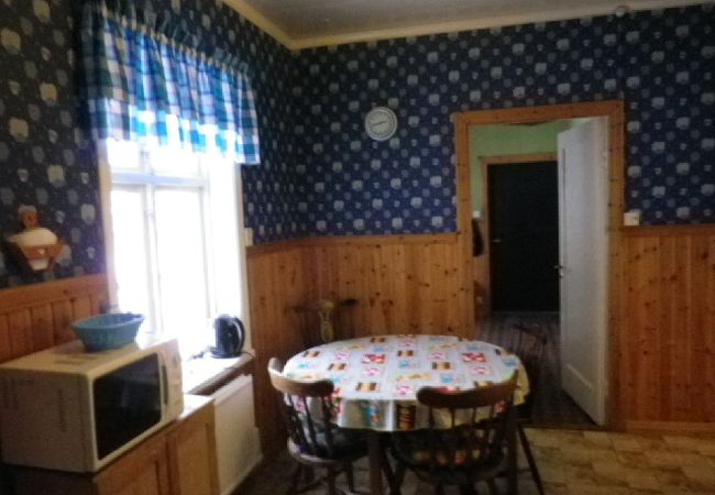 House in Tranemo - Cottage by the lake and 15 minutes from the Isaberg ski area House in Tranemo - Cottage by the lake and 15 minutes from the Isaberg ski area