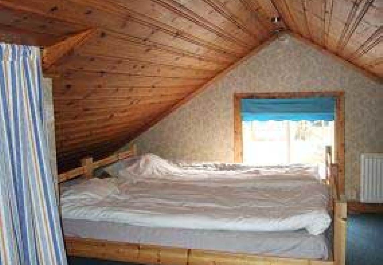 House in Tranemo - Cottage by the lake and 15 minutes from the Isaberg ski area