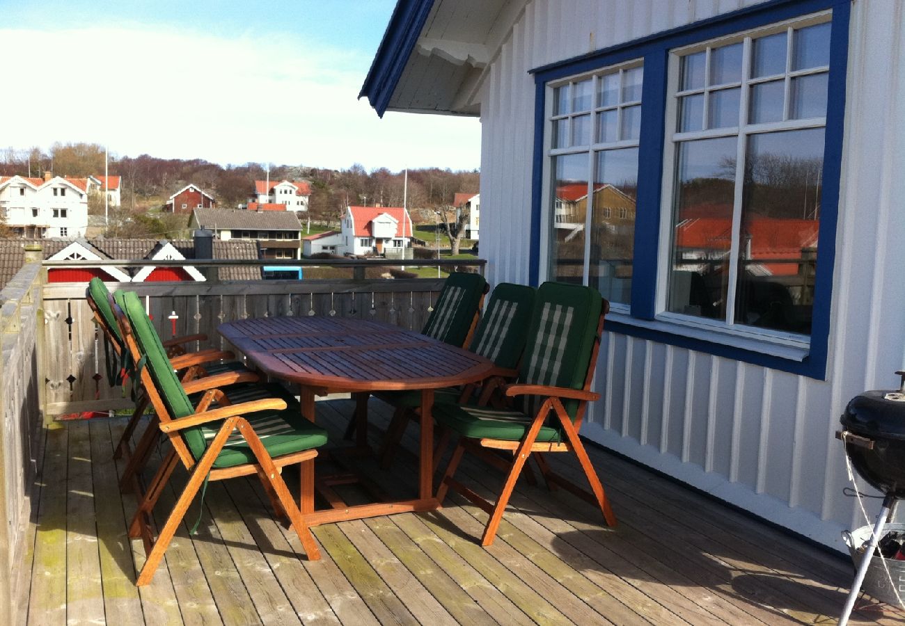 House in Bohus-Björkö - Holiday home in the northern skerries of Gothenburg 