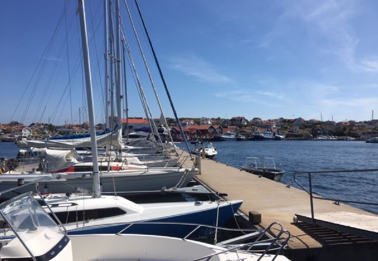 House in Bohus-Björkö - Holiday home in the northern skerries of Gothenburg 