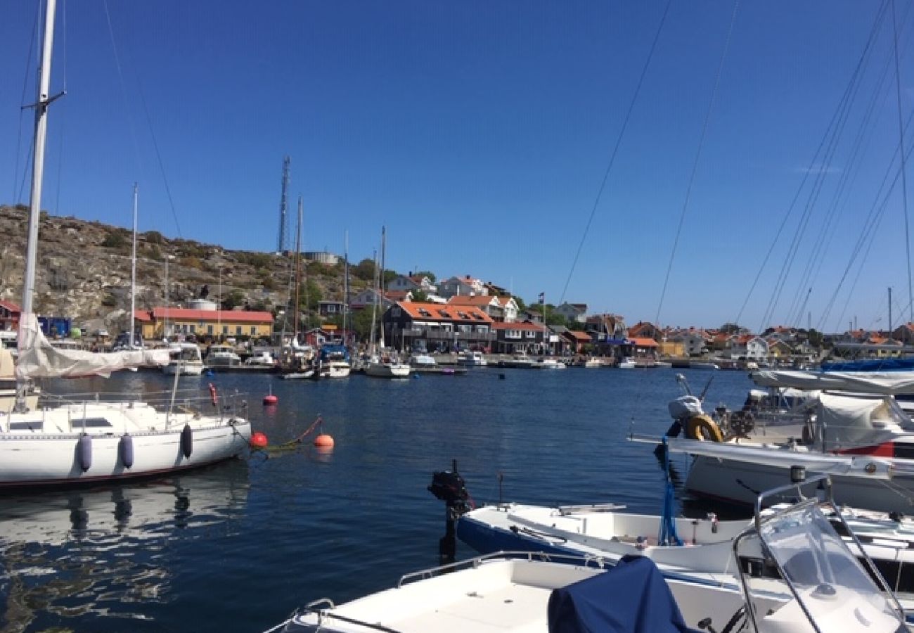 House in Bohus-Björkö - Holiday home in the northern skerries of Gothenburg 