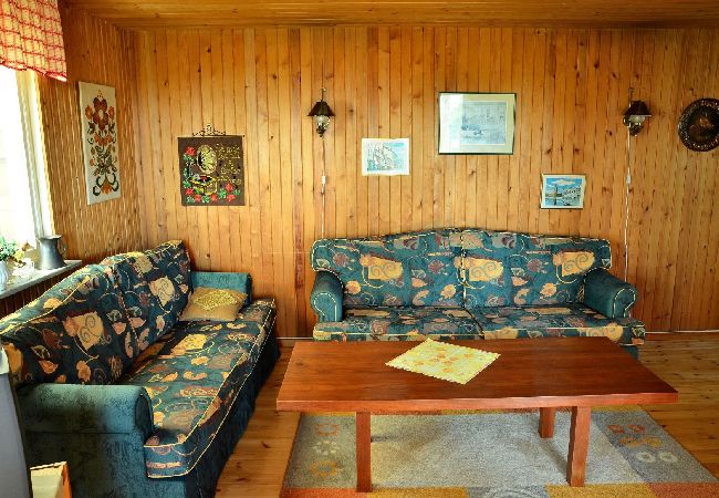House in Vikbolandet - Holiday with sea view and sauna