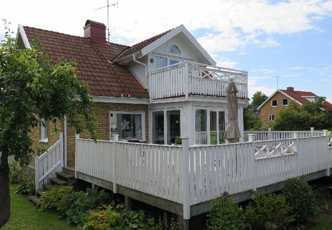 House in Västra Frölunda - Beautiful private home not far from the center of Gothenburg