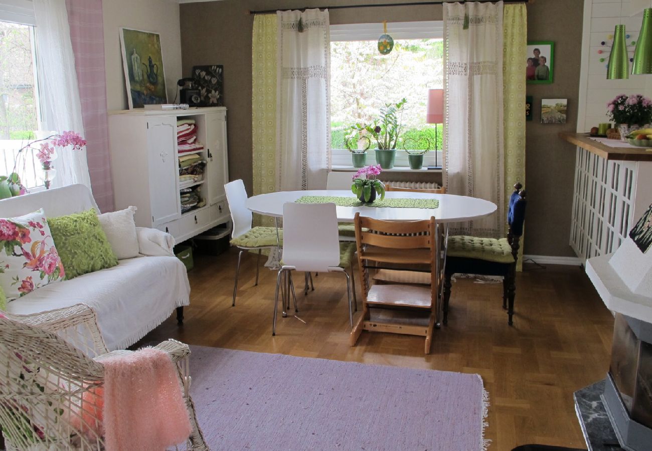 House in Västra Frölunda - Beautiful private home not far from the center of Gothenburg