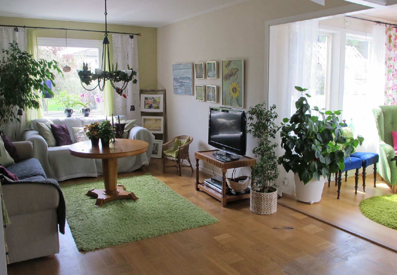House in Västra Frölunda - Beautiful private home not far from the center of Gothenburg