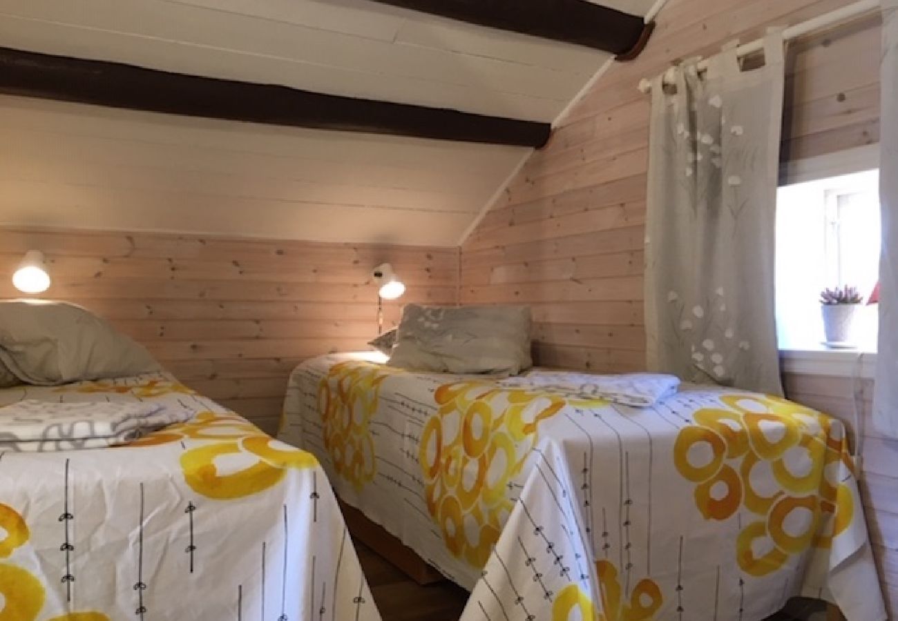 House in Aspabruk - Holiday home in the middle of the Trived forest between two lakes