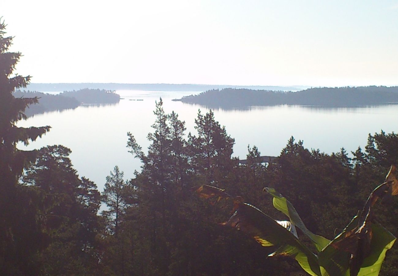 House in Tyresö - Cozy cottage in the Stockholm archipelago with fast internet