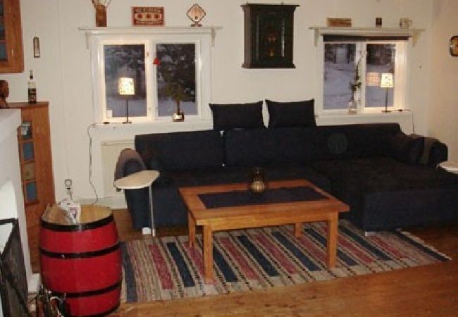 House in Lekeryd - Wonderful holiday home on a lake property in Småland