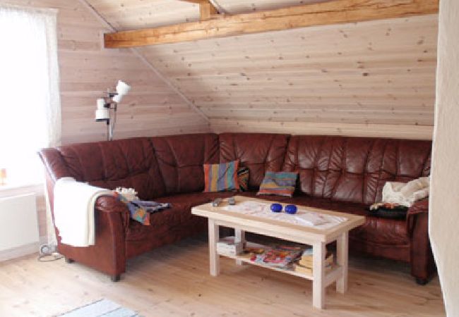 House in Gällö - Holidays at a farmstead and with a view of the lake