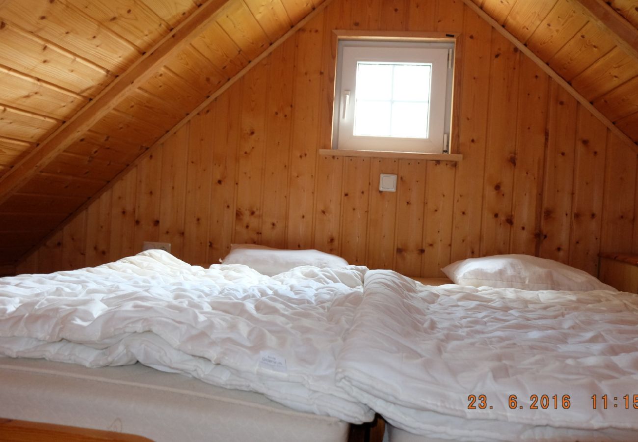 House in Håcksvik - Holiday in the forest by the river with boat, canoe and hot tub