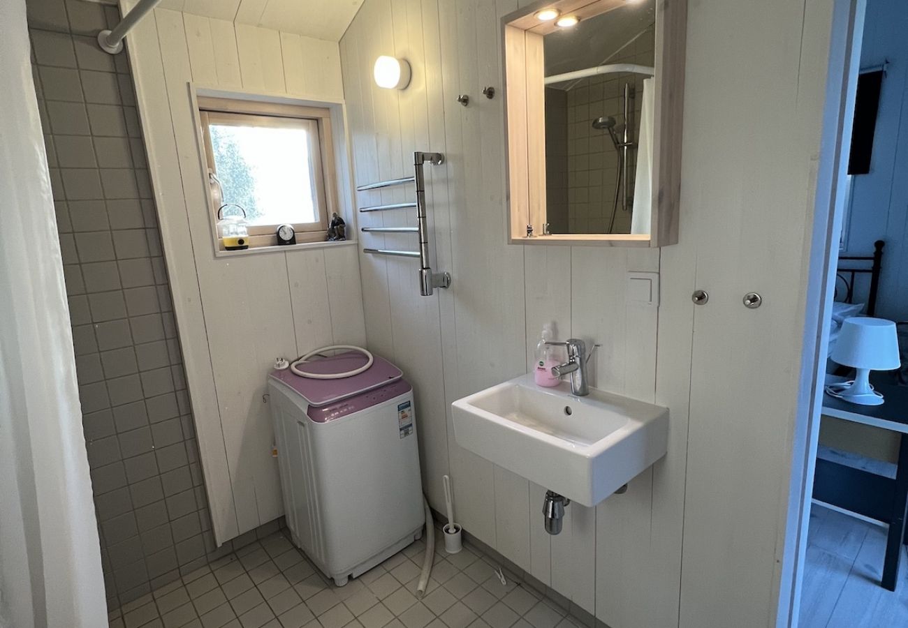 House in Näshulta - Cabin directly by the lake with its own bathing area
