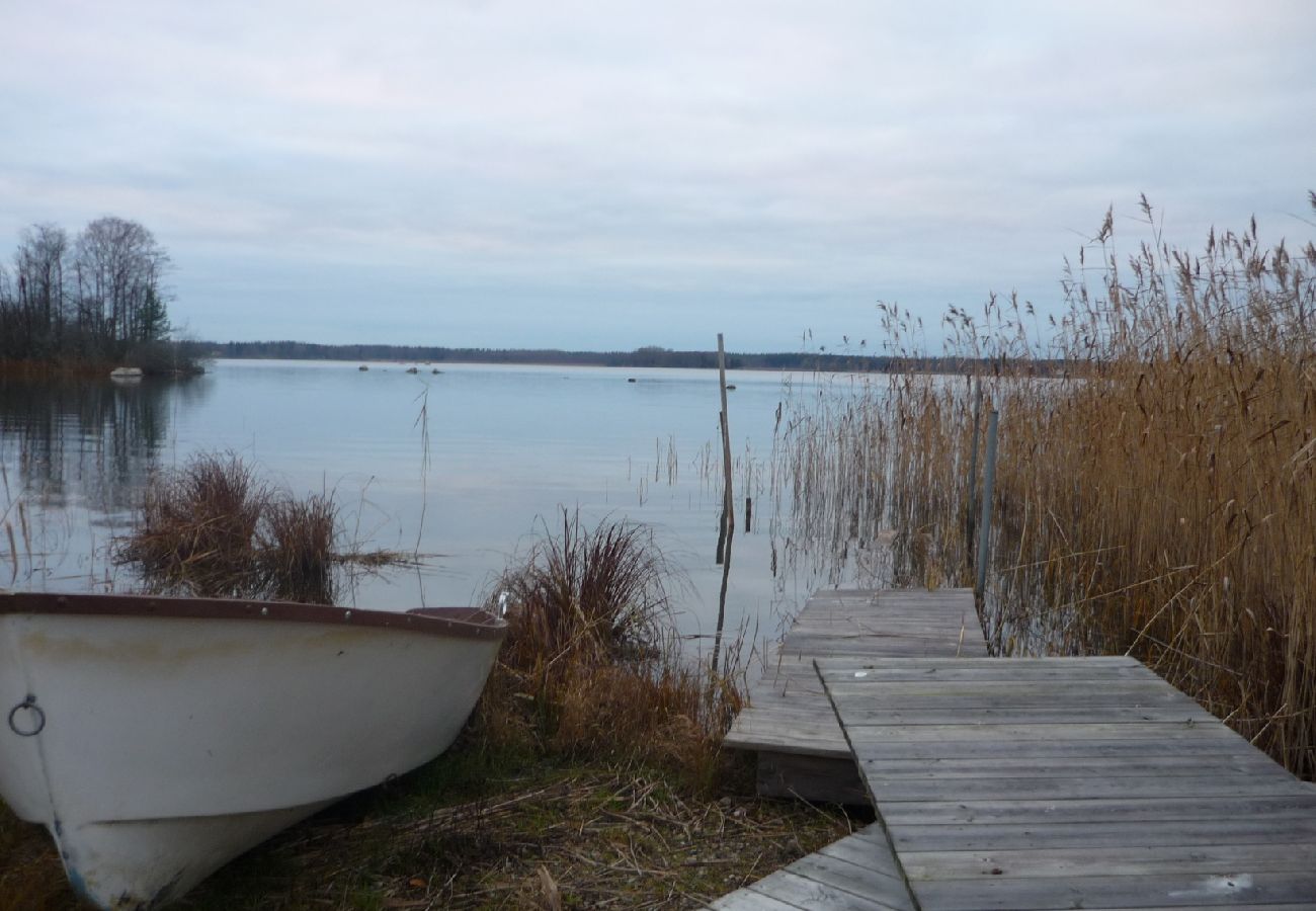 House in Köping - Cozy holiday home by the lake with its own boat