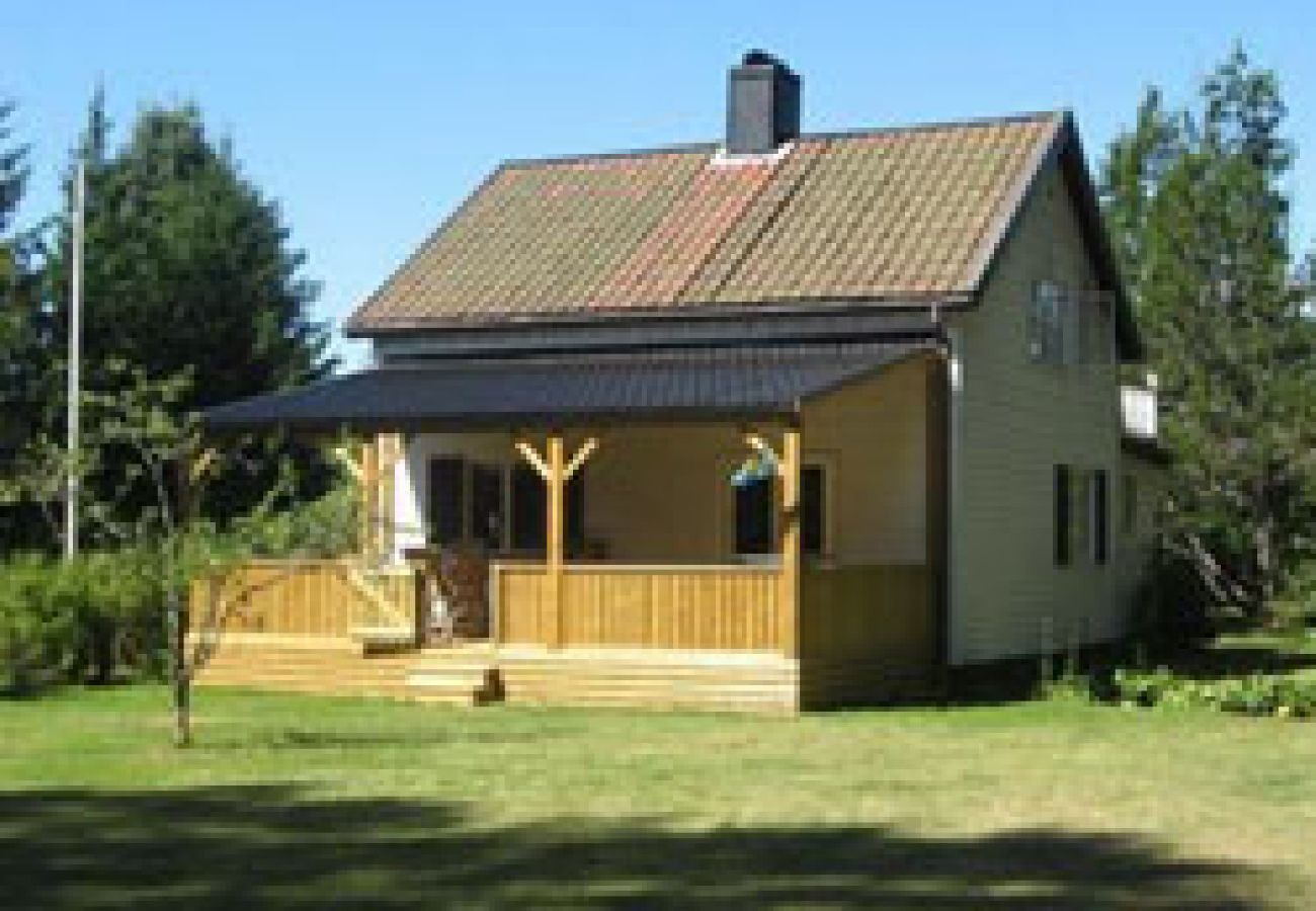 House in Munkfors - Holiday home at the river Klarälven with an own footbridge/landing stage