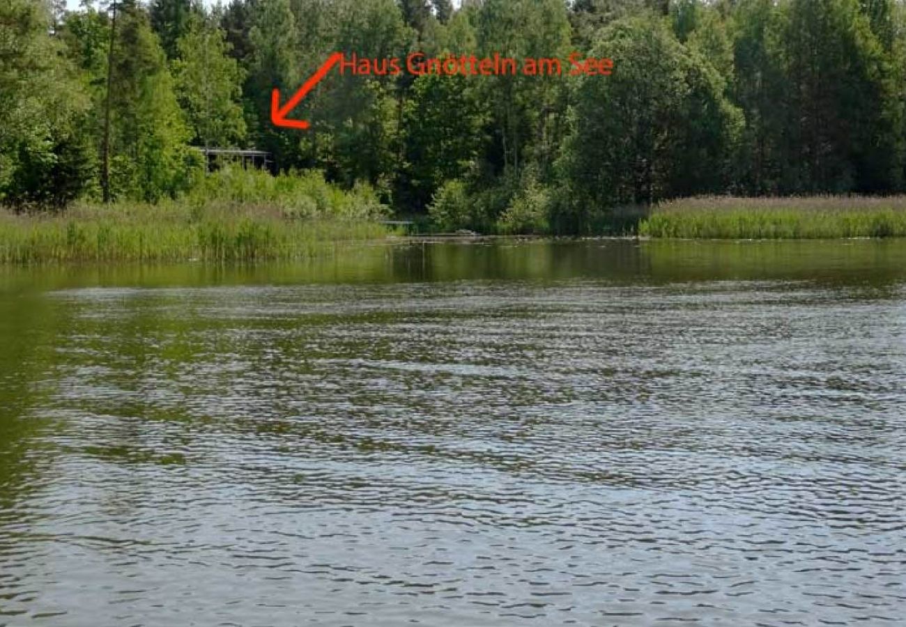 House in Hultsfred - Holiday home directly on the lake with private boat at the jetty, swimming raft and sauna
