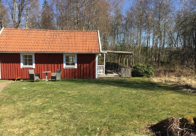 House in Vederslöv - Lake-close location in Småland House in Vederslöv - Lake-close location in Småland