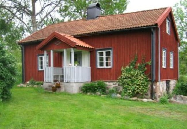  in Västervik - Cozy holiday home on a country farm with a boat