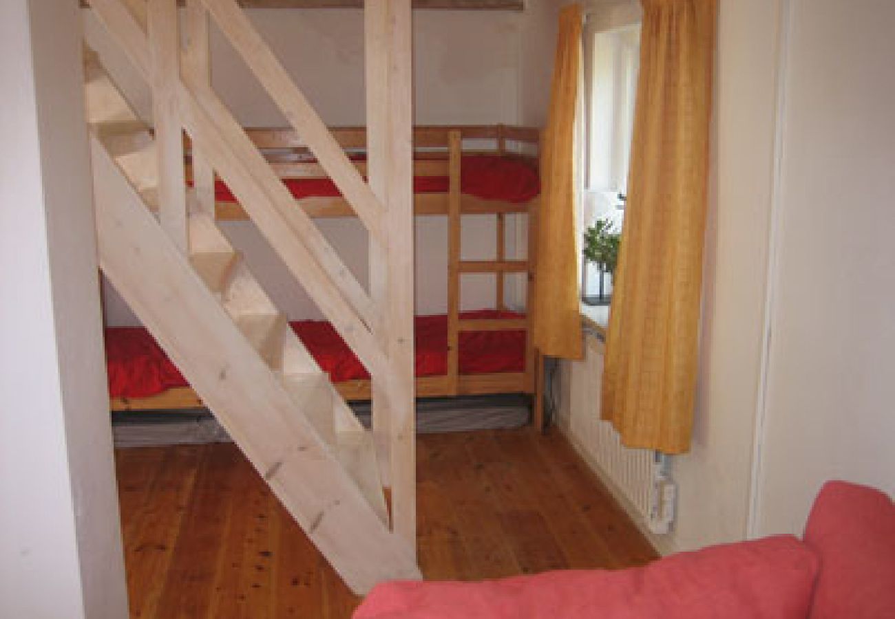 House in Köpingebro - Two holiday homes in Österlen 800 meters from the sandy beach